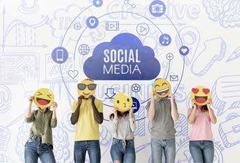 Top 4 Advantages Of Using Social Media Sites 2020